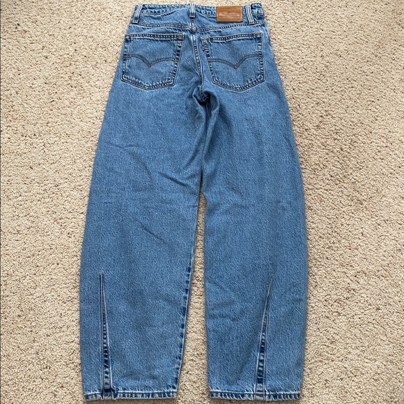 Levi's Denim - Levi’s Baggy Dad Barrel Jeans. Size 24. *See measurements below.